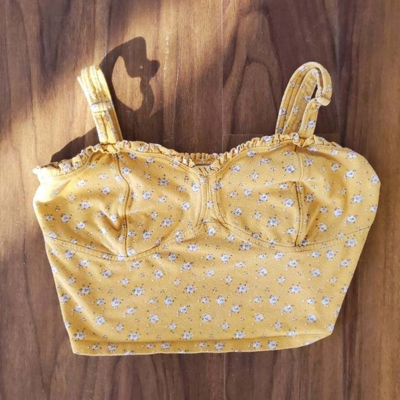 Yellow - ABERCOMBIE & FITCH - Crop Top - Picture 1 of 3